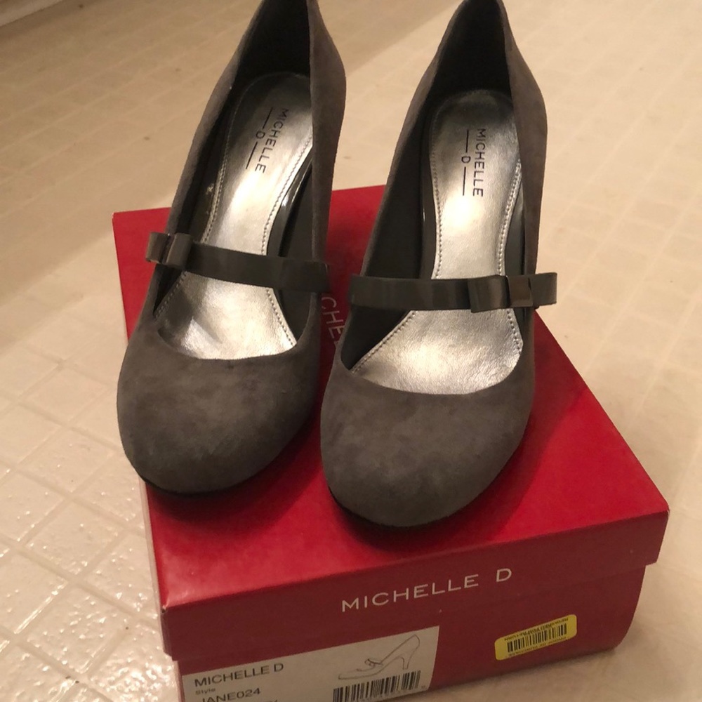 NWT with Box Michelle D Grey heels